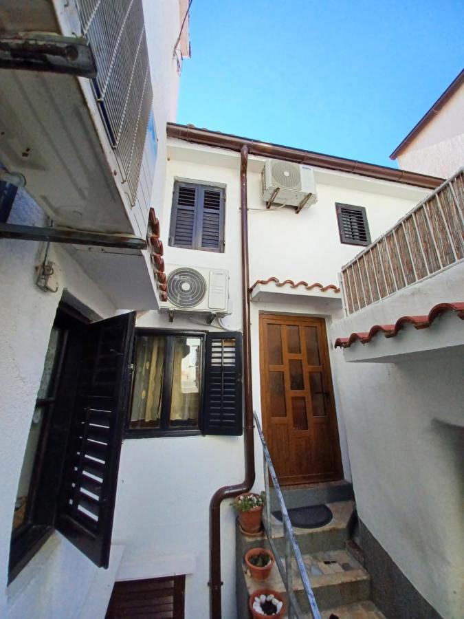 Apartment Mondo Baška Екстериор снимка